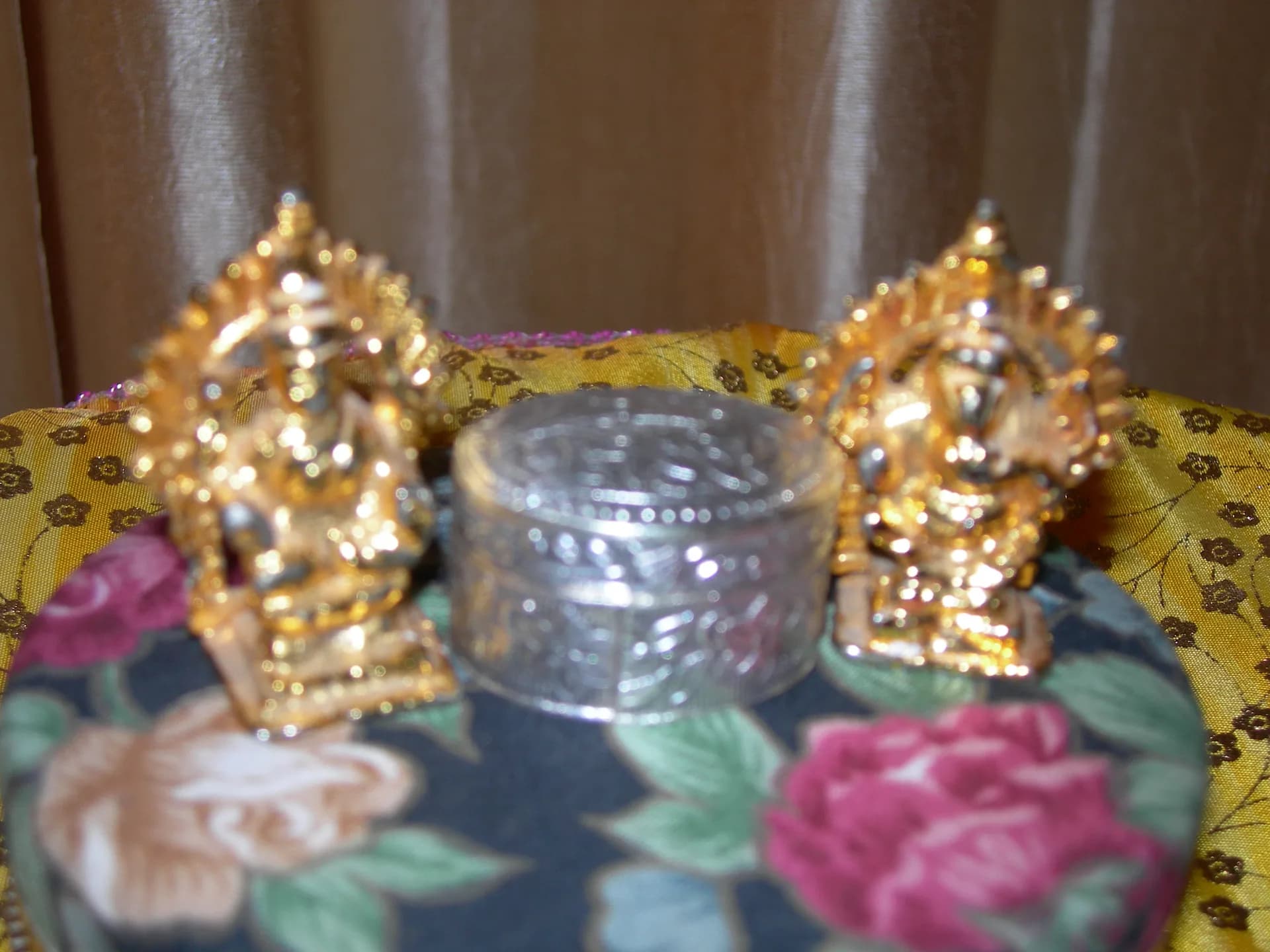 The Sacred Laxmi-Ganesh Miracle